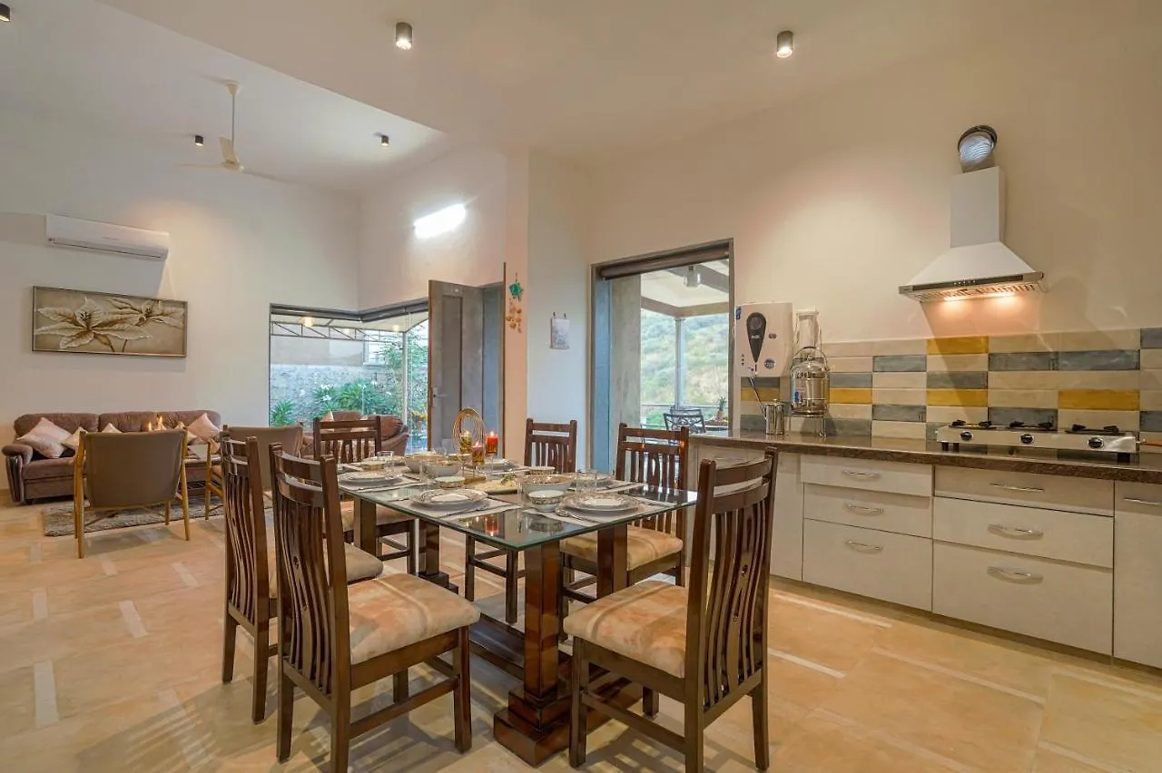 Saffronstays Moringa Valley Ashoka Villa Ουνταϊπούρ 0*,  Ινδία